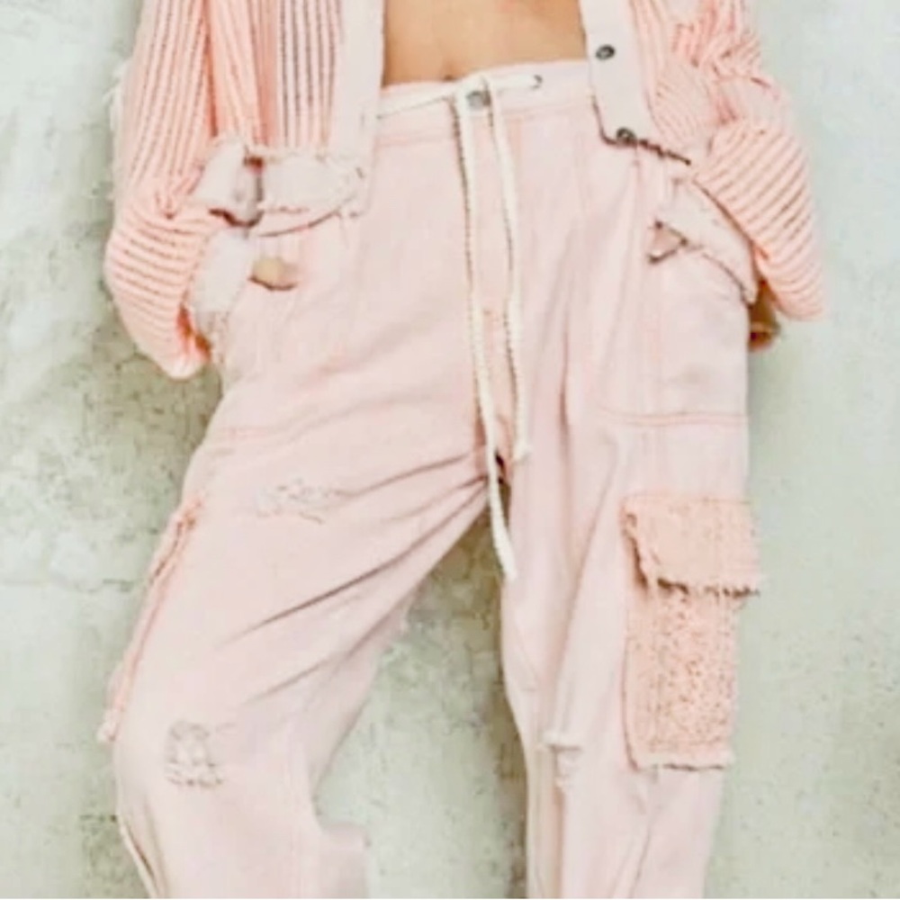 NWT POL  - Pink Denim Distressed Crochet Pocket Cargo Pants - Picture 3 of 3